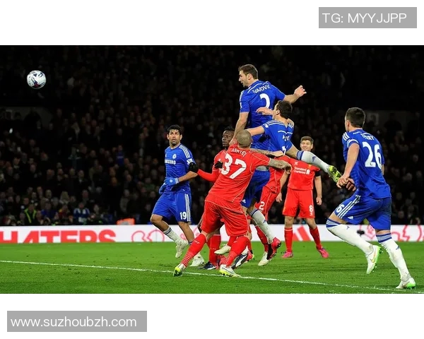 切尔西与利物浦激战正酣谁能在英超赛场上笑到最后